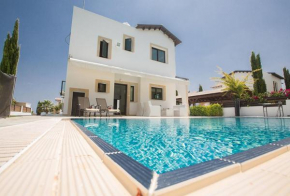 Villa Konno - Stunning 3 Bedroom Protaras Villa with Pool - Close to Konnos Beach
